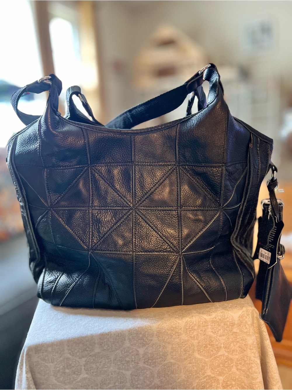 NWT Amerileather Spirit Silver Studded Shoulder/Crossbody Bag in Black Leather - Picture 6 of 12